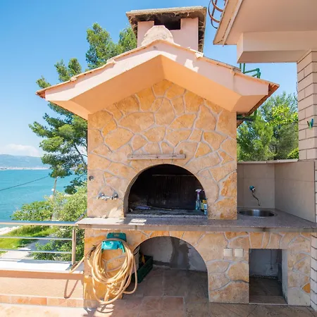 Apartamento Vinka-4 By Interhome