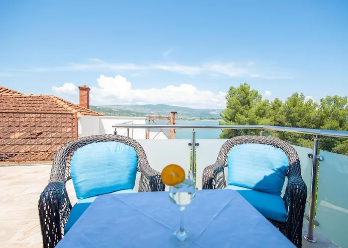 Vinka-4 By Interhome Trogir