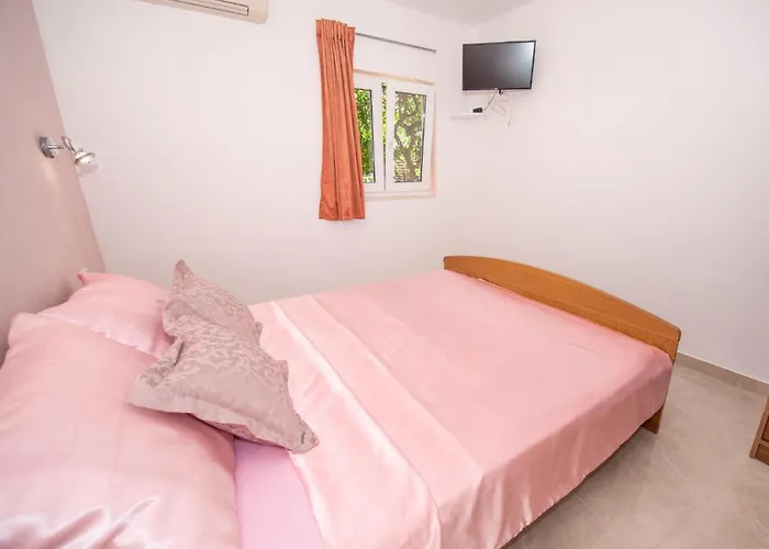 Vinka-4 By Interhome *