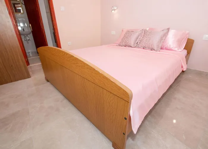 Vinka-4 By Interhome Trogir